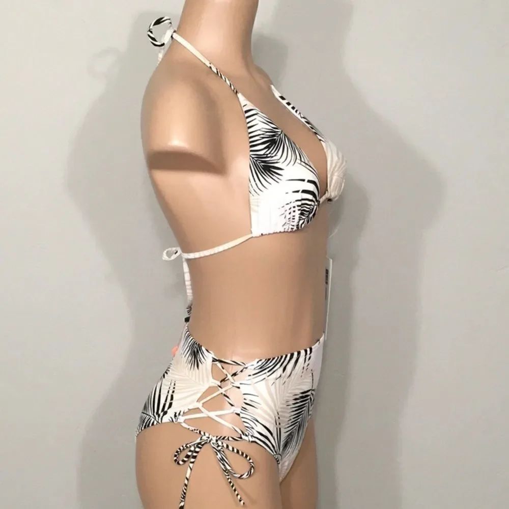 MINKPINK High Waisted string bikini. NWT - Picture 4 of 11